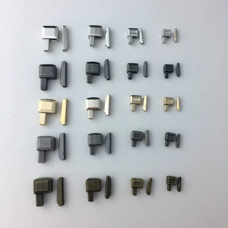 retainer box and pin