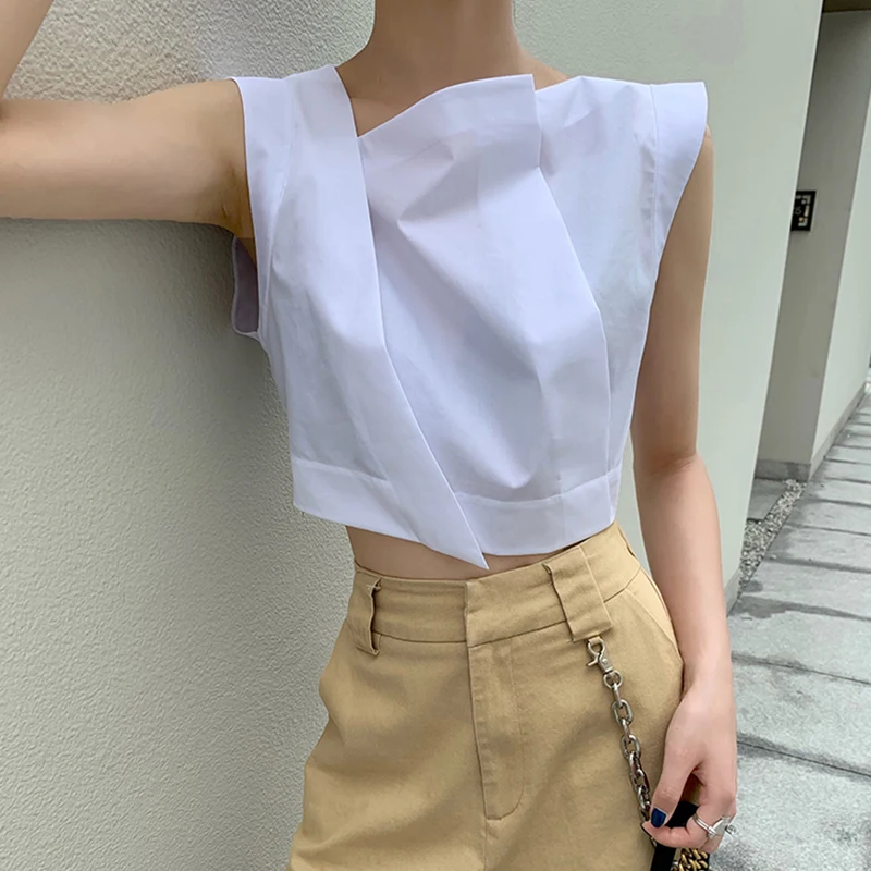 Cena TWOTWINSTYLE nieregularna krótka koszula damska ukośny kołnierz bez rękawów lato eleganckie bluzki kobiet 2019 modna odzież fala