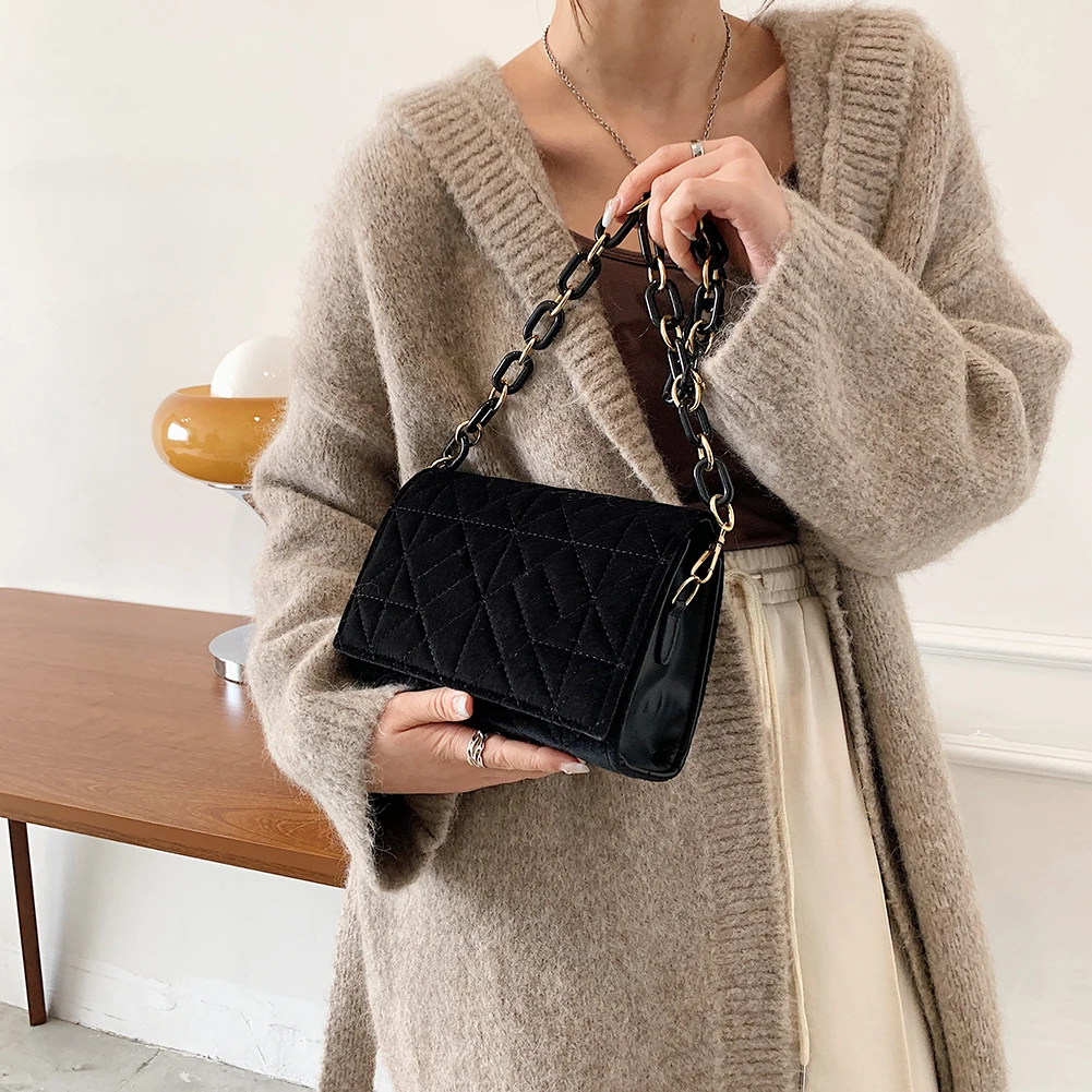 H7cc2403f0d9840a88aaf51e08b5a7212i Women Velvet Chain Flap Shoulder Bag Lady Thread Quilted Luxury Lattice Snap Thick ChainTrending Handbag Solid Color Clutch Bags