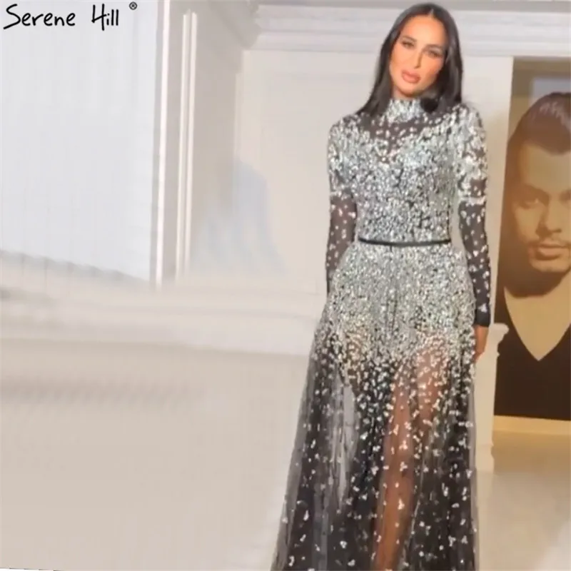 Черные дизайнерские вечерние платья трапециевидного силуэта с высоким