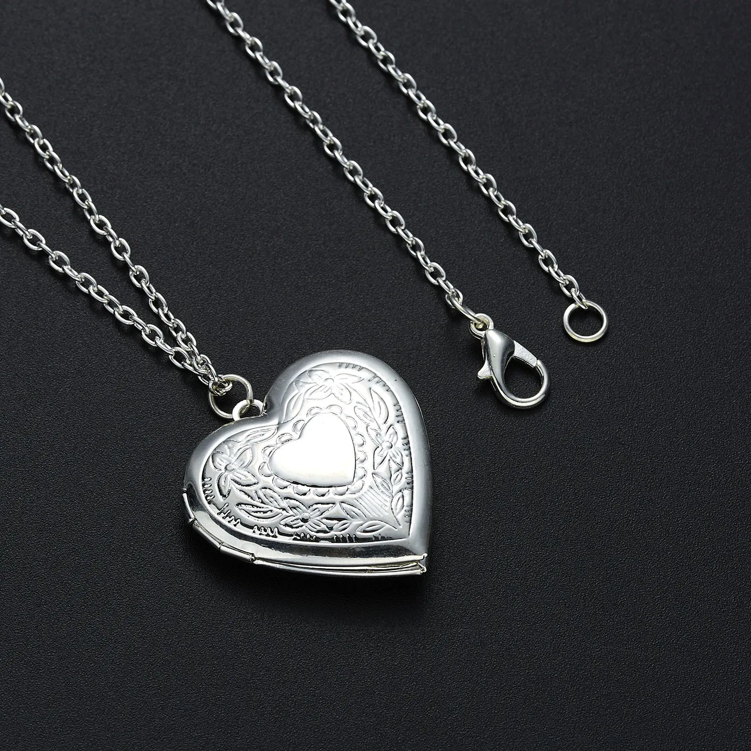 Silver Color Love Heart Locket Pendants for Women Men Openable Photo Frame Glossy Family Pet Picture Necklace Family Love Gift - Image 4