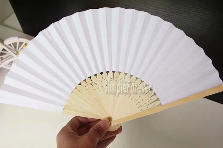 

Free Shipping 100 Pcs/lot 21 Cm Wedding White Color Paper Hand Fan Wedding Party Decoration Promotion Favor