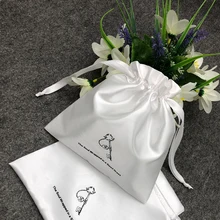Шелковые мешки атласный мешок для украшений Упаковочные пакеты на заказ Логотип Сумки на шнурке оптом
