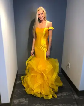 

Sexy Gold Mermaid Simple Prom Dress Off Shoulder Ruffles Tulle Plus Size Formal Evening Dresses Long Satin Party Occasion Gowns