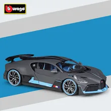 Burago 1:18 Bugatti Divo литая под давлением модель спортивного автомобиля игрушка с рулевым колесом управление с оригинальной коробкой Мальчики металлические игрушки подарки
