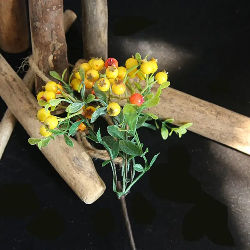 

Beautiful Artificial Berry Holly Branch DIY Festival Ornaments Christmas Decoration Flower Arrangements Supplies