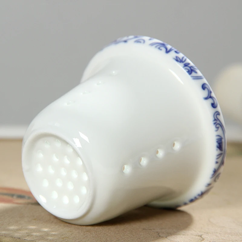 Retro Chinese Blue White Porcelain Tea Cup Set with Saucer Lid Infuser 260ml Ceramic Teacup with Tea Filter Cup Infuser coffee cup saucer set teapot cup set