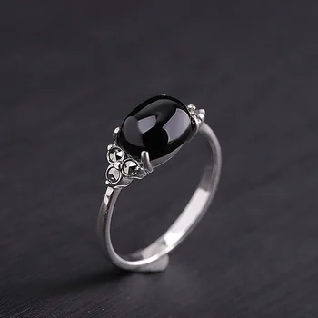 

MetJakt S925 Sterling Silver Thai Silver Black Agate Vintage Women's Ring