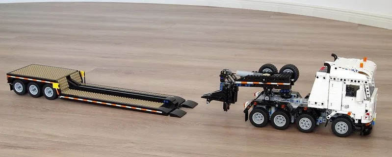 MOC 17197 8x4 Heavy duty truck Remote Control by Ivan M