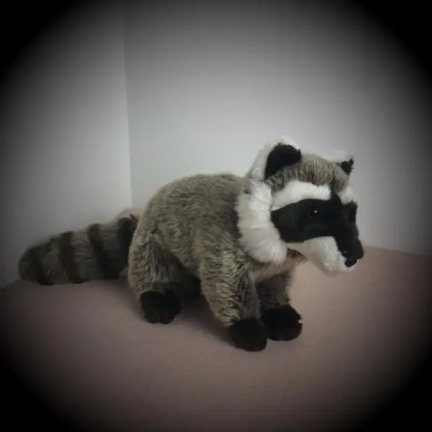 Сидящий енот плюшевый игрушки Моделирование гигантский кальмар мягкие игрушки милые плюшевые игрушки-животные для детей Подарки для мальчиков и девочек