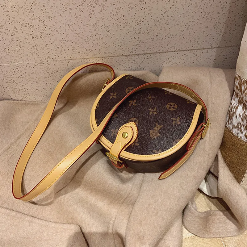 Dropshipping 2020 New Arrival Women Bags Brown Flowers Lady Crossbody Handbag Party Bag Dropshipping 2020 New Arrival Women Bags Brown Flowers Lady Crossbody Handbag Party Bag