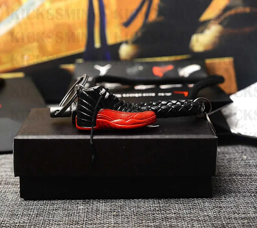a shoe w rope Дропшиппинг индивидуальность DIY Air Jordan Generation AIR JORDAN12 стерео 3D мини-кроссовки фигурный брелок для подарка - Цвет: a shoe w rope