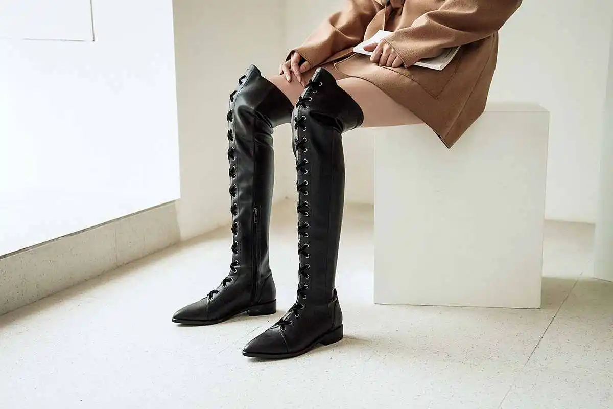 Lenkisen/высокие сапоги до бедра с перекрестной шнуровкой модные зимние теплые женские сапоги выше колена из коровьей кожи с острым носком на низком каблуке L11