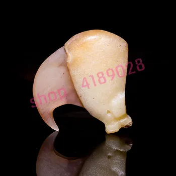 

Natural sheep horn aggregate, imitation big cat tiger bone hook, horn carving handicraft ornaments