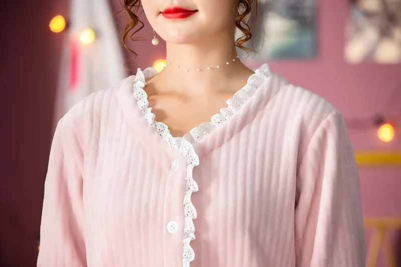 11580225608_169592721