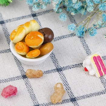 

Food Bread Toast hot dog with Basket Dining Room Bakery Pastry Kitchen Decoration Pretend Play Toys 1:12 Dollhouse Miniature