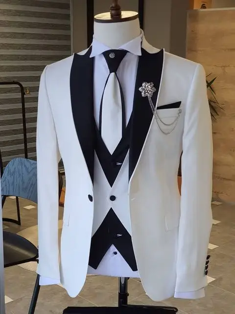 

3 Pcs SWhite Costume Homme Men Suits Black Peak Lapel Wedding Tuxedo Terno Masculino Prom Groom lim Fit Blazer Sets For Male