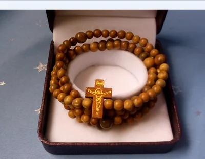 Natural green sandalwood beads multi-circle winding cross bracelet 15 end rose prayer beads Catholic relics, religious supplies