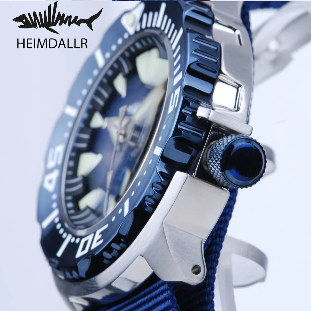 Heimdallr シャーキー 200mダイバーズ SII NH36A｜時計