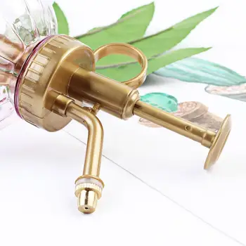 

Watering Pot 3 Color Hand Press Portable Sprayer Spray Bottle Plastic Gardening Tool Irrigation Flowerpot DIY Plants Home Lawn