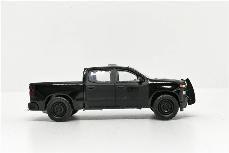 Greenlight 1: 64 Chevrolet Silverado пикап черный без коробки