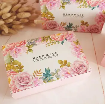 

15pcs HANDMADE Cake Box Cardboard Sweet Candy Packaging Box Floral Design Moon cake Egg-Yolk Puff Baking Paper Box Large