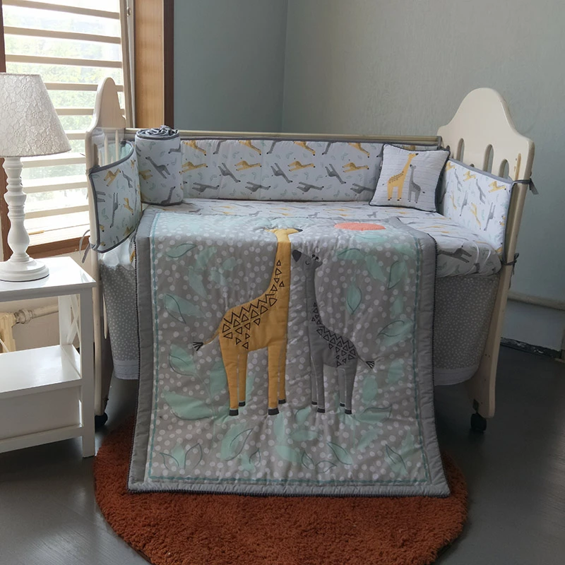 giraffe baby crib bedding