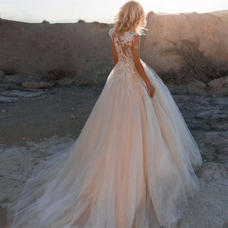 2020 Scoop Lace Applique A Line Wedding Dresses Sleeveless Tulle Boho Bridal Gown vestido de noiva Long Train trouwkleed (1)