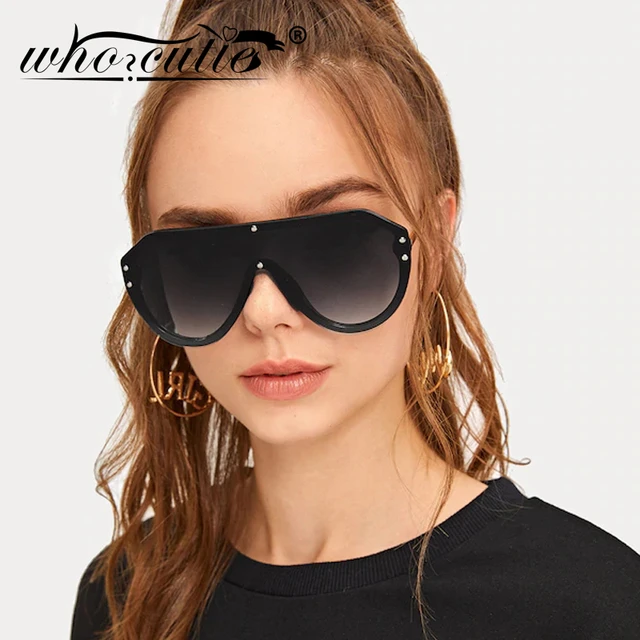 Fendi Fabulous Logo Mirrored Sunglasses in Rainbow Mirrored