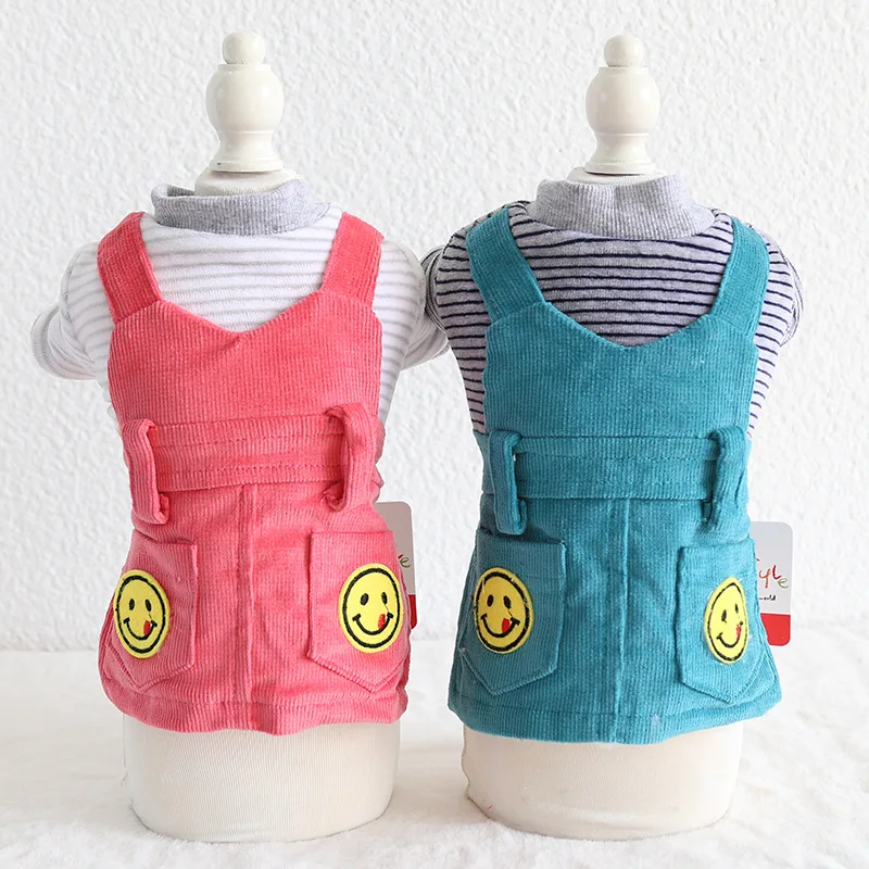 

2019 Autumn and Winter Newest Smiley Face Printed Retro Striped Design Red Green Colors Xs-xl Sizes Warm Dress Pet Clothes
