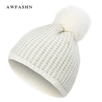 

2019 New Winter Pompom Knit Beanie Women Gold Line Decorative Casual Hat Female Warm Soft Cap Raccoon Fur Skullies Bonnet Ski