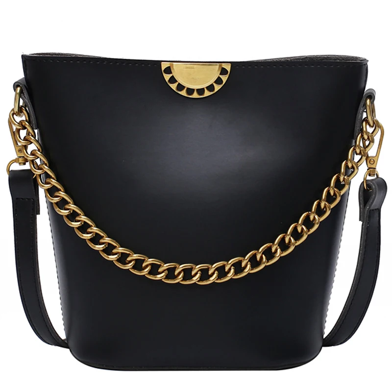 

191216 iVog New Arrival Everyday Ladies Crossbody Messenger Handbag Black Geometric Chain Bucket Bags for Women 2019