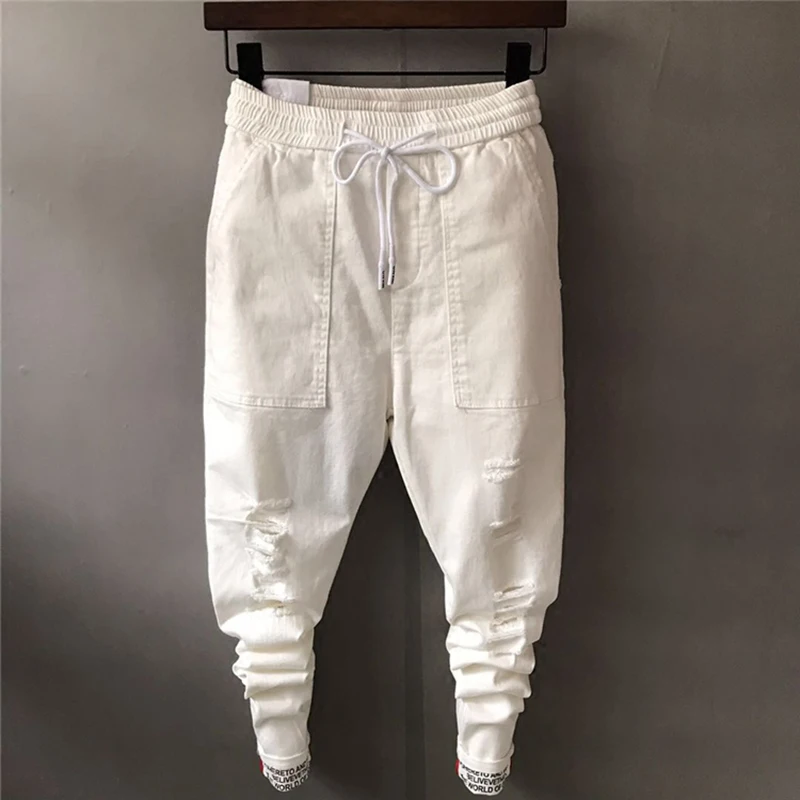 jeans with large pockets