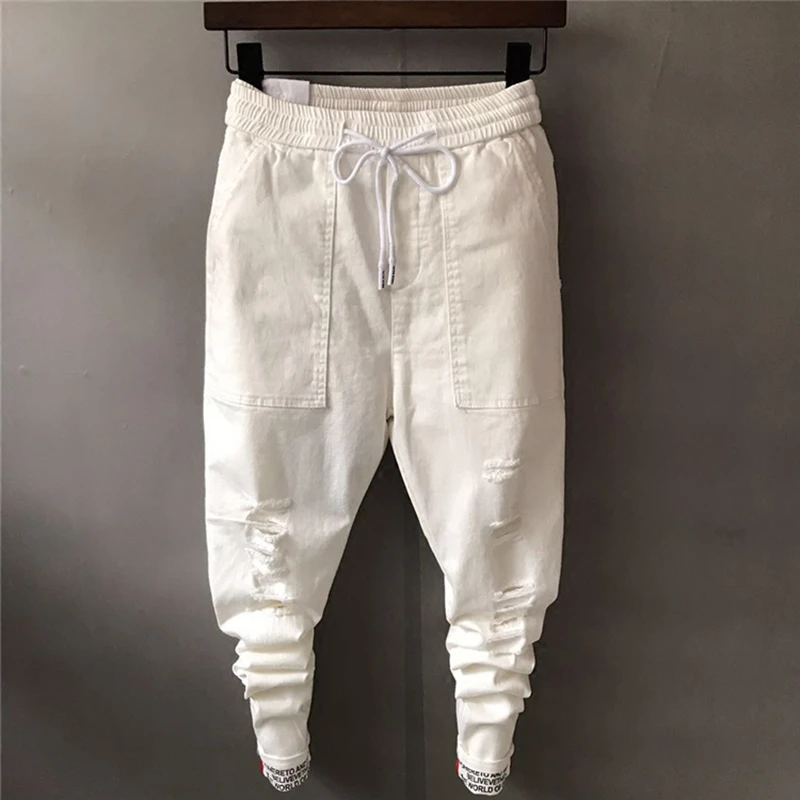 jeans with large pockets