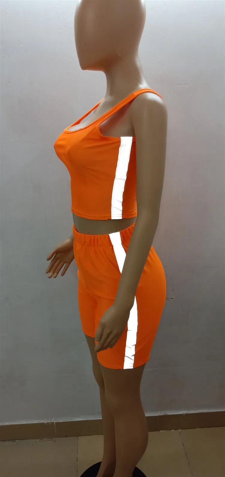 10805772813_1219904355