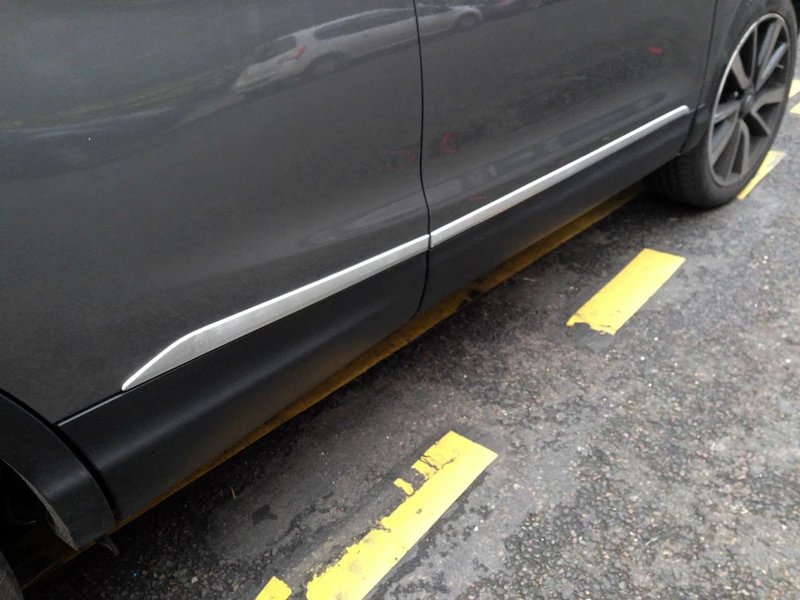 车身饰条（不锈钢红标）00