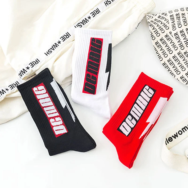 Harajuku Men's Sock ship hop Cool Funny Skate Socks New Fashion personality lightning letter Casual Men Long Crew Cotton socks