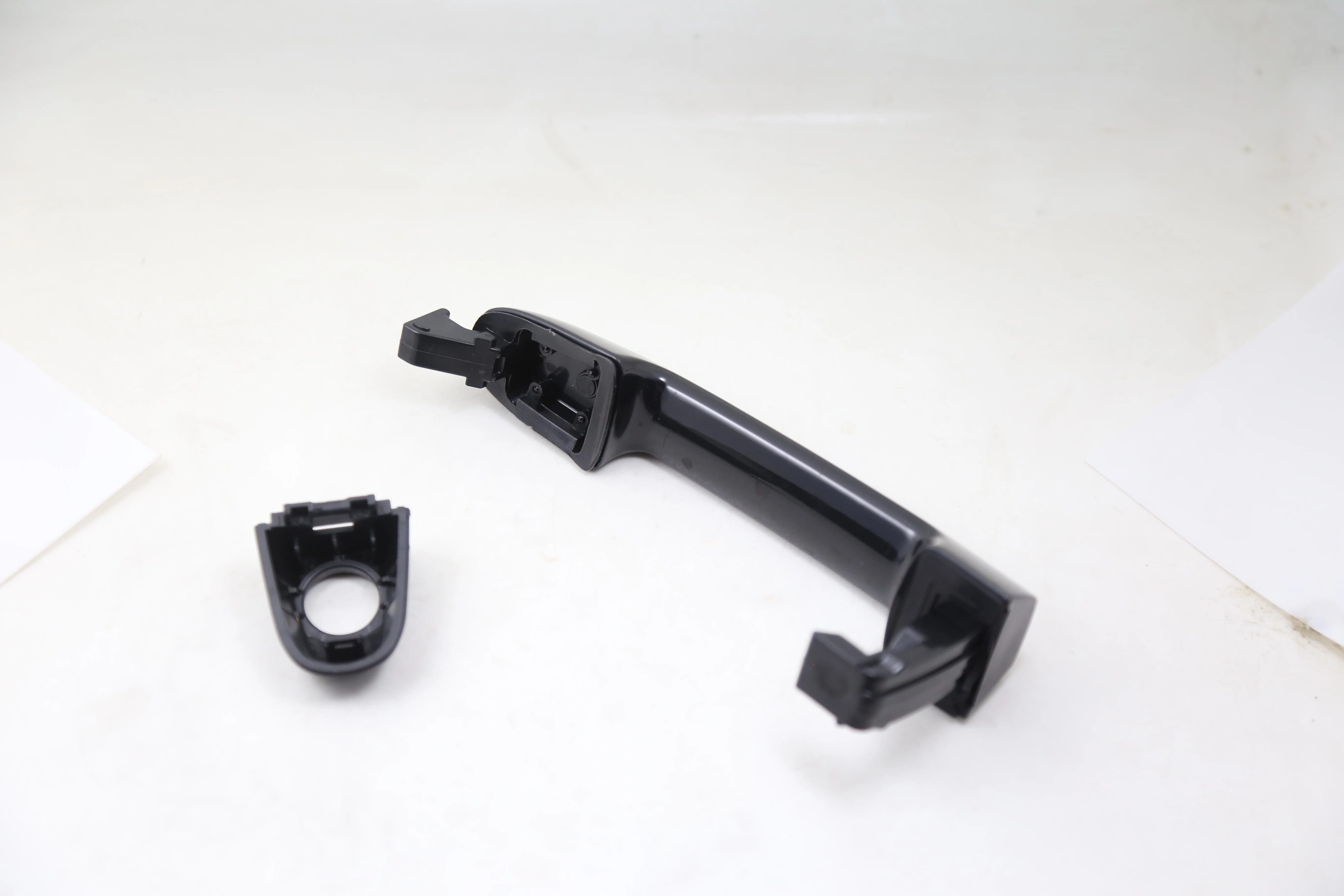 Черная наружная дверная ручка для KIA CERATO 2010-2013 Koup 10-13; Cerato 09-13 82651-1M020