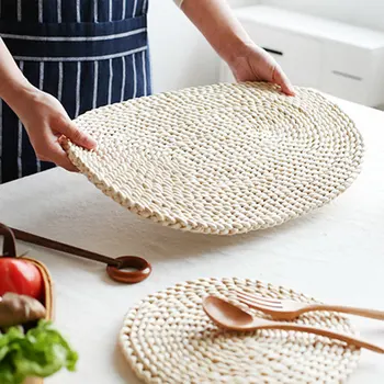 

Round Rattan Placemats Natural Straw Woven Dining Table Mats Heat Insulation Pot Holder Cup Coasters Kitchen Accessories A05
