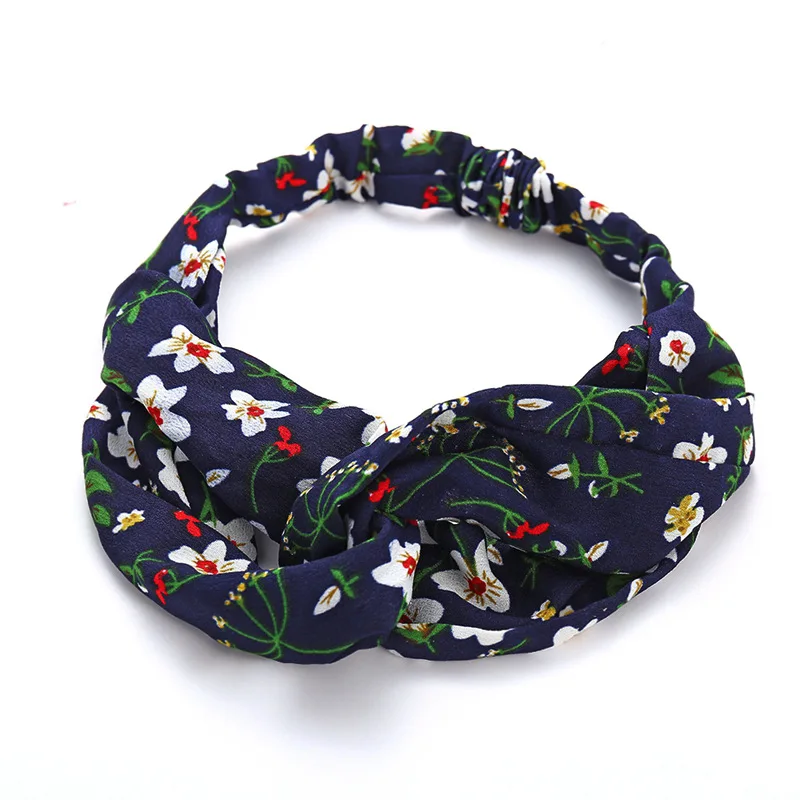 12565343582_793437558