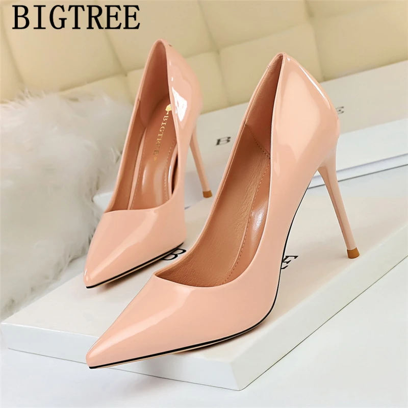 Туфли лодочки женские с острым носком лакированная кожа высокий каблук шпилька