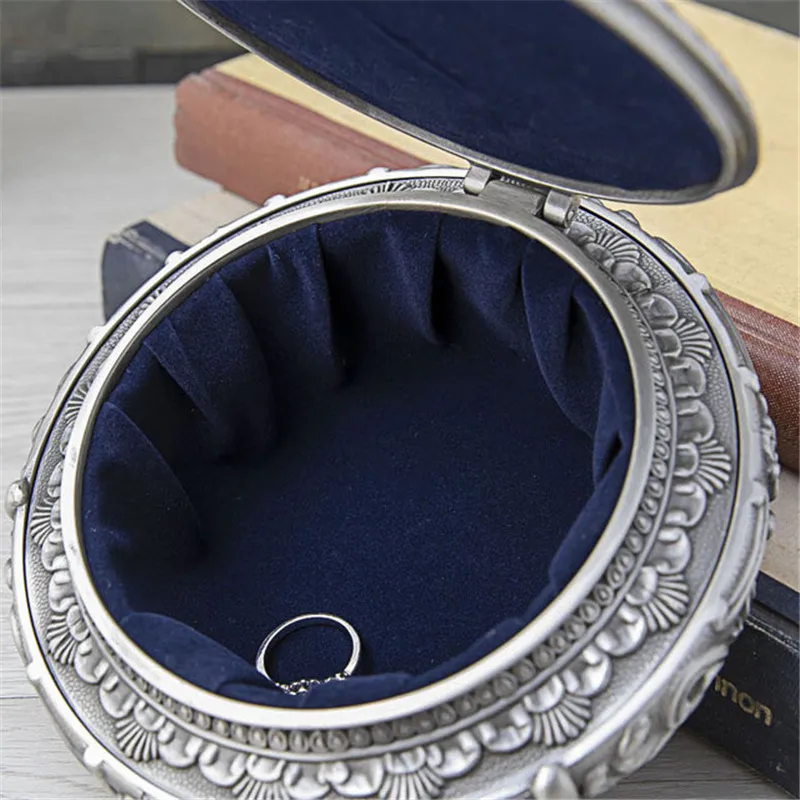 Retro Three-Dimensional Round Jewelry Storage Box Metal Craft Classical Jewelry Box Home Decoration Jewelry Box