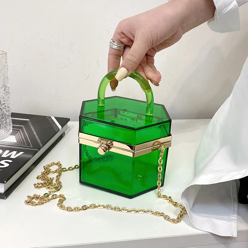 Рисунок 3 - Женская сумка, многоугольная маленькая коробка