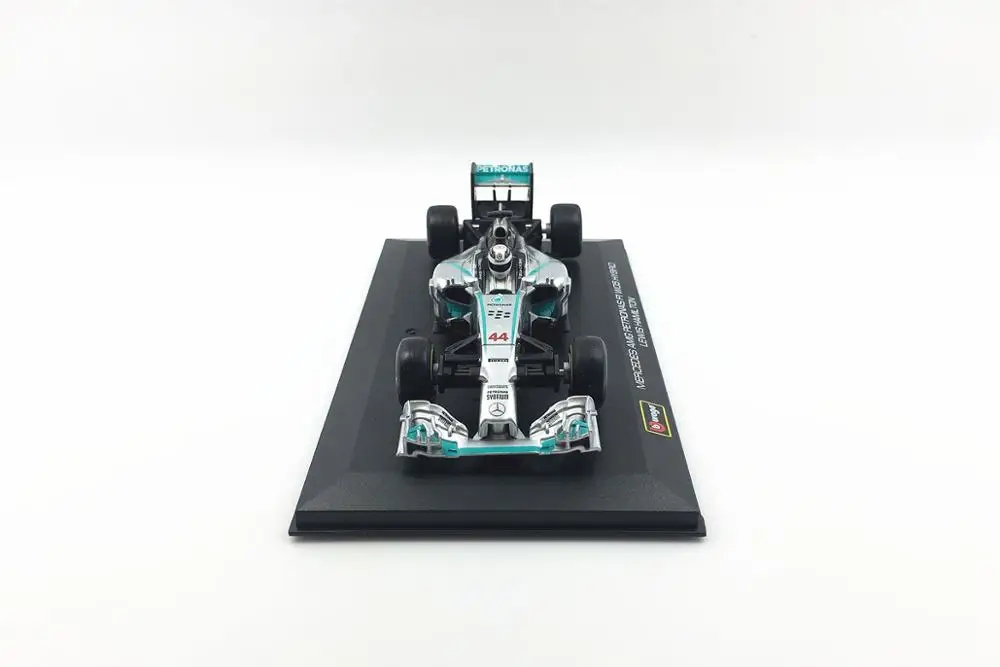 Bburago 1/32 1:32 Petronas W05 Hamilton No44 F1 формула 1 гоночный автомобиль литой Дисплей Модель