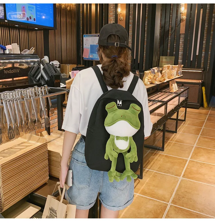 Корейская версия новой грустная лягушка Сумка через плечо для девочек милое студенческое сумка плюшевый рюкзак плюшевые грустная лягушка имеют два Цвета доступны