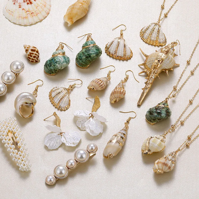 

IPARAM Golden Sea Shell Conch Geometric Pendant Earrings Fashion Bohemian Summer Beach Big Earrings Female 2019 Jewelry