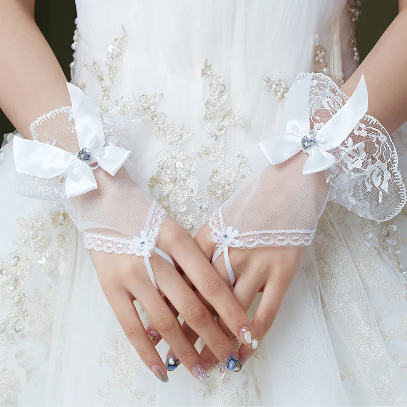 Wedding gloves12edf6