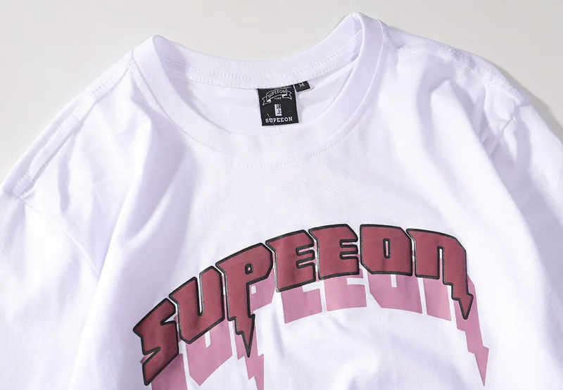 Autumn and Winter New Retro-lettered Printed Couple Long Sleeve T-shirt Round Collar Loose Men's and Women's Bottom Shirt TEE Autumn and Winter New Retro-lettered Printed Couple Long Sleeve T-shirt Round Collar Loose Men's and Women's Bottom Shirt TEE