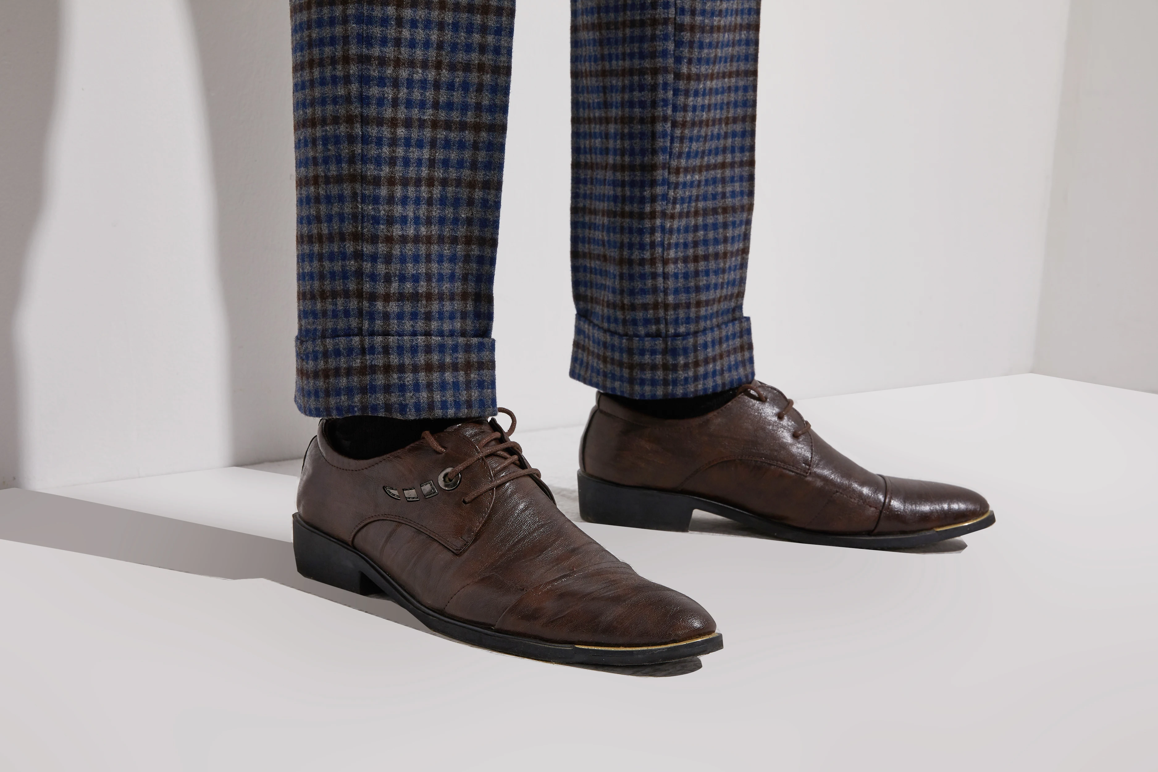 High Quality Flannel Pants With Cuff Dark Blue Plaid Men Slim Fit Business Pants Custom Made Flannel Trousers Side Adjusters