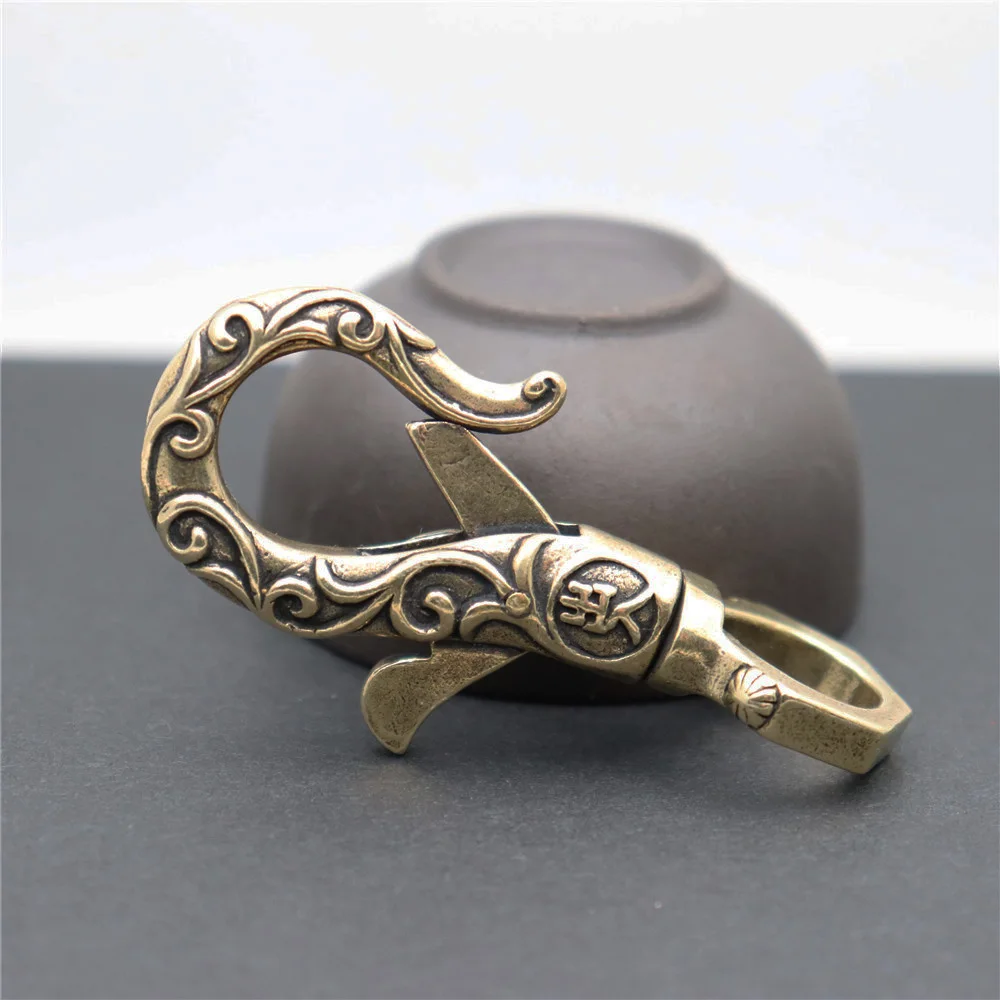 Chinese Lucky Keychain Vintage Pure Copper Pattern Elephant Nose Shape  Keyring Car Key Chain Ring Holder Jewelry DIY Key Hanging